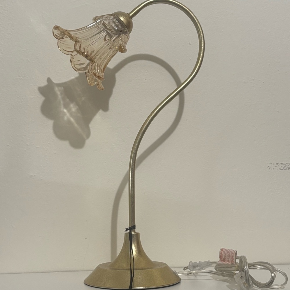 karma home viral gold flower lamp